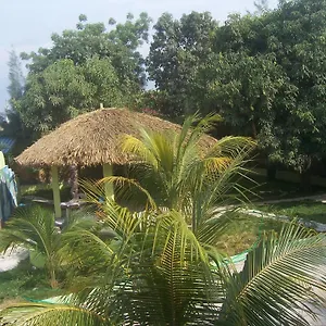 La Cayenna Et Restaurant Hotel